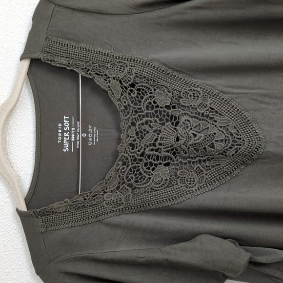 Torrid Super Soft Knits Wear What You Love Green Embroidered Women's Size 0 - Picture 3 of 8